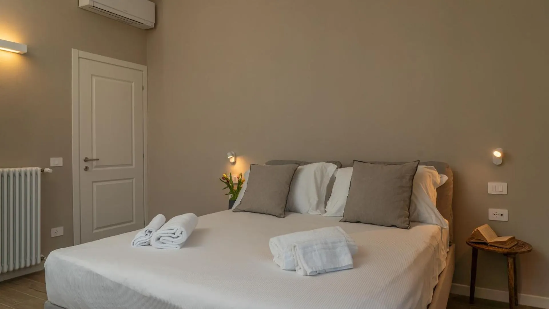 Penthouse Vado Collection Apartment Rome